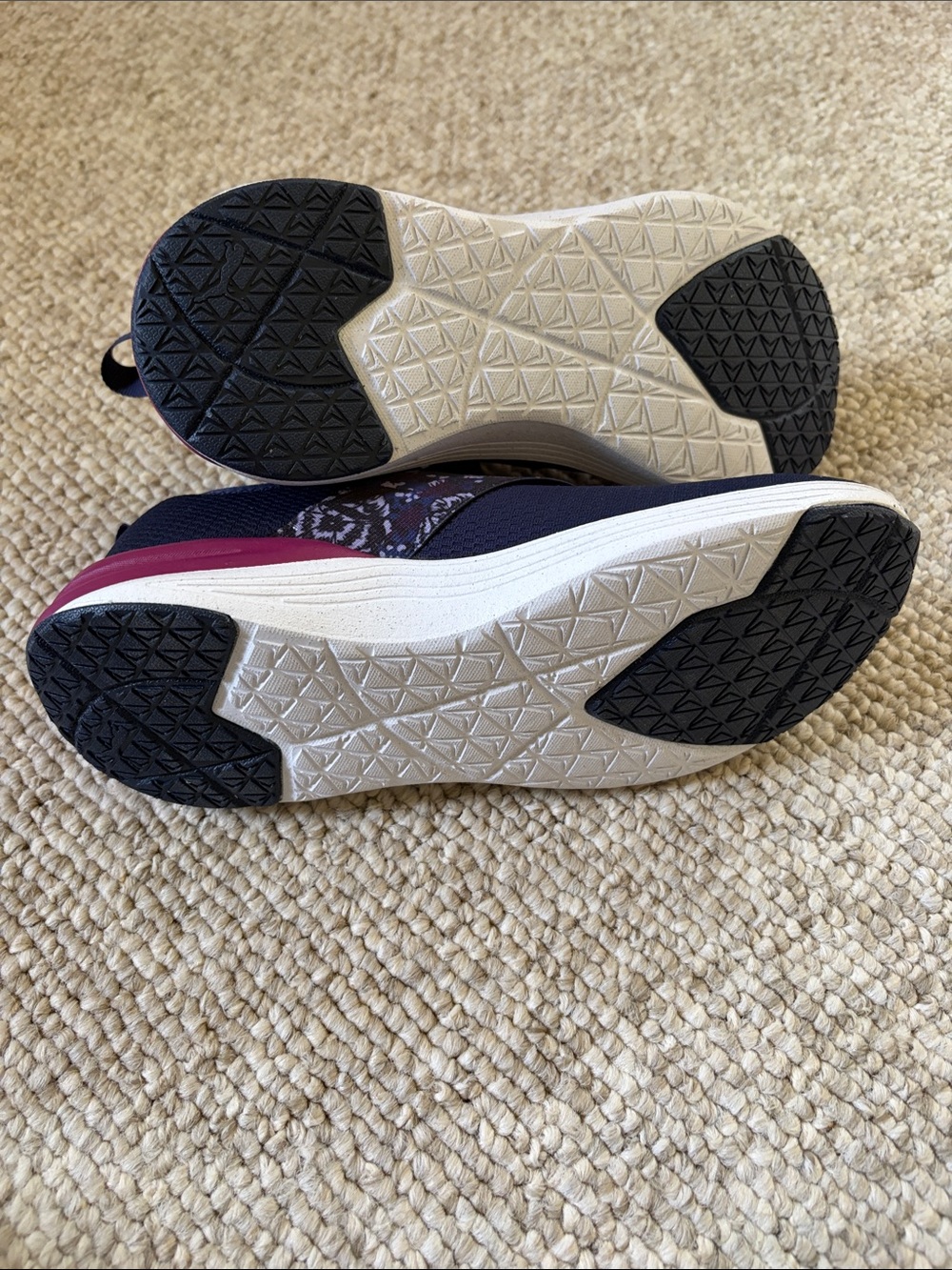 NIB! Puma Navy Floral-Accent Slip-On Sneakers with Pink NO TIE - Picture 9 of 14